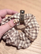 latte check scrunchie